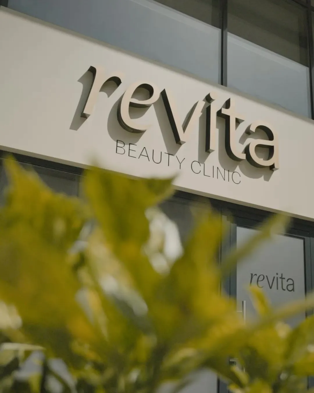 Hyrja e Revita Beauty Clinic në Prishtinë